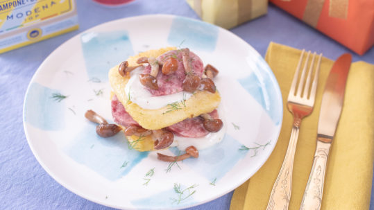 La ricetta della terrina di Cotechino Modena IGP al forno e polenta