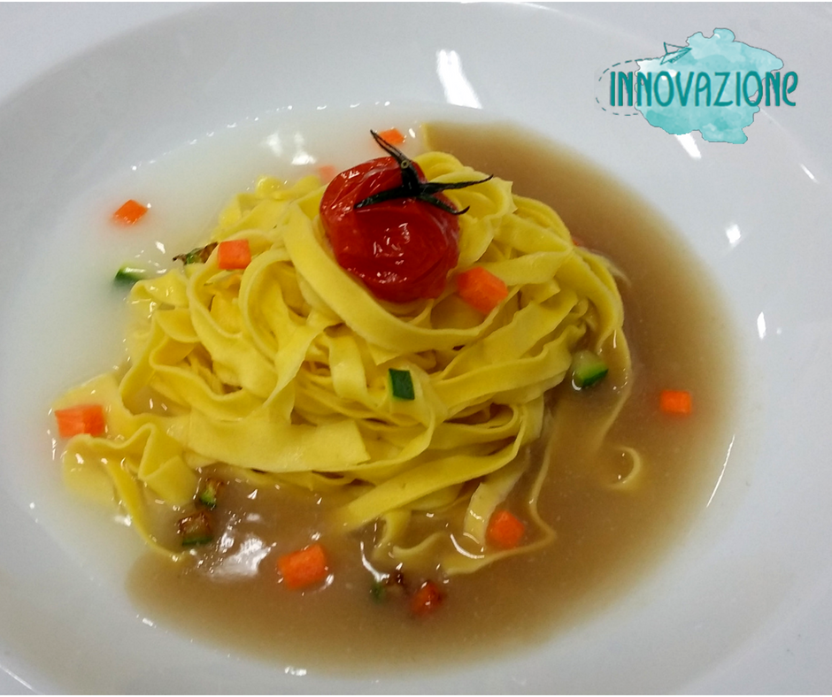 Tagliolini in due brodi dashi all’emiliana