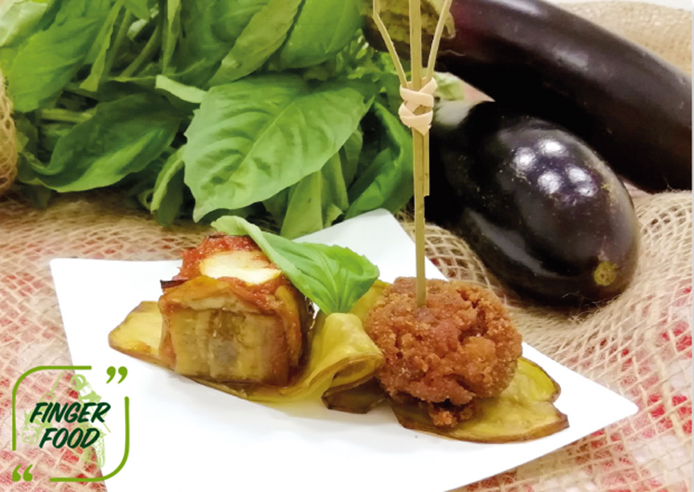 Cubo di Parmigiana di Melanzane e Sfera di Cotechino Modena IGP